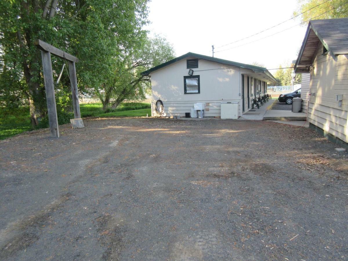 The Willows Motel Wilbur Exterior foto